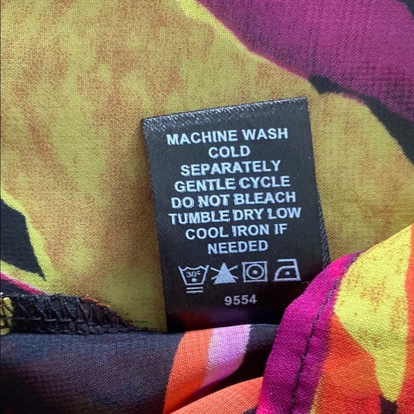 Vibrant Multicolor Women's Top - Picture 7 of 8